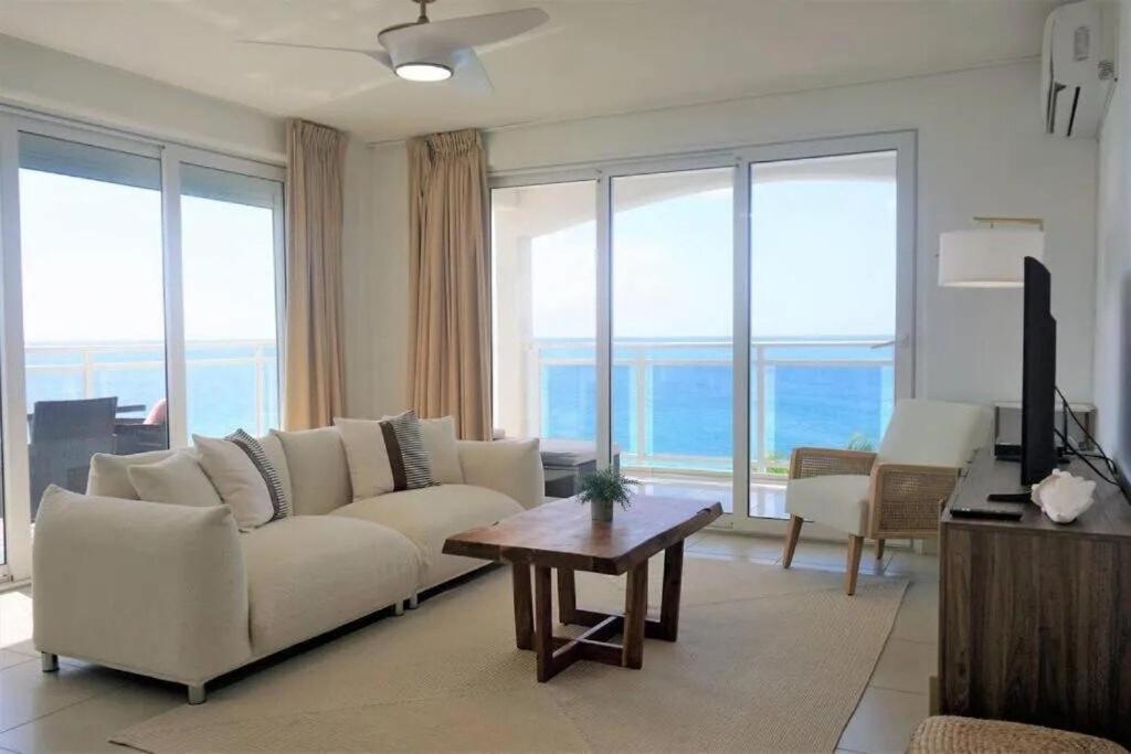 Maho Beach House - 2 Bedroom Corner Ocean Suite Simpson Bay Zewnętrze zdjęcie